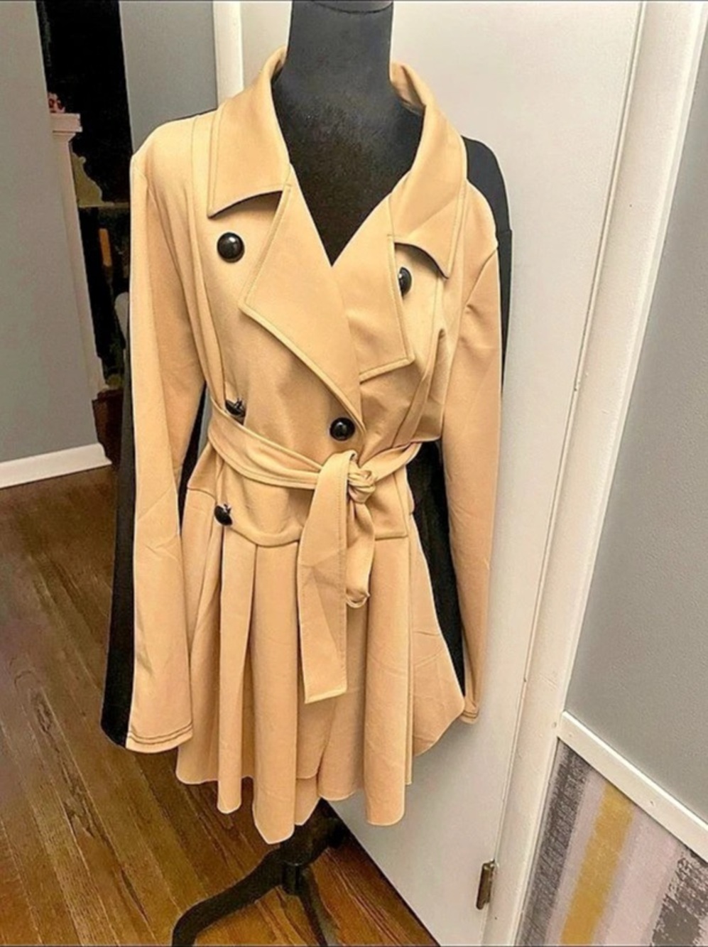 Belted Trench Coat in Beige & Black Like New